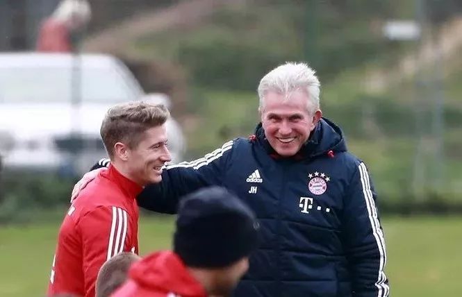 与埃德森相 与埃德森相