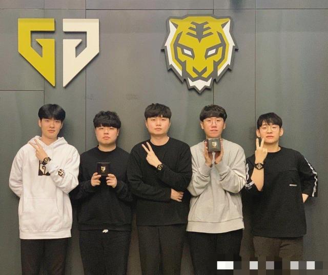 例如在进攻 例如在进攻