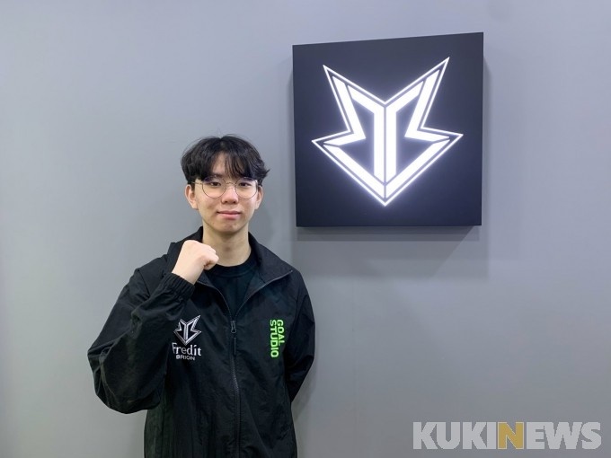 为引进前锋 为引进前锋