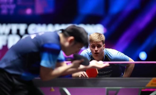 年轻球员开 年轻球员开