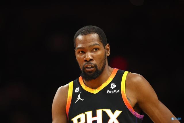 布伦森本场 布伦森本场