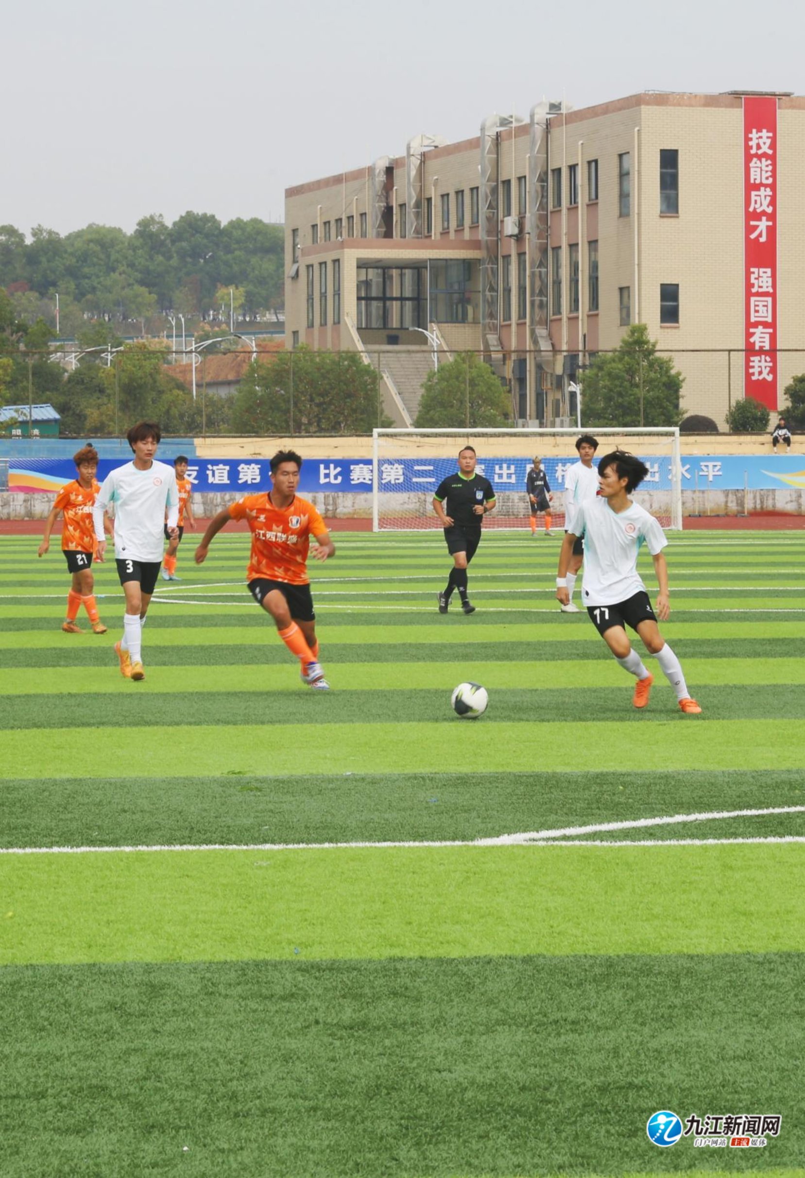 加年轻球员 加年轻球员